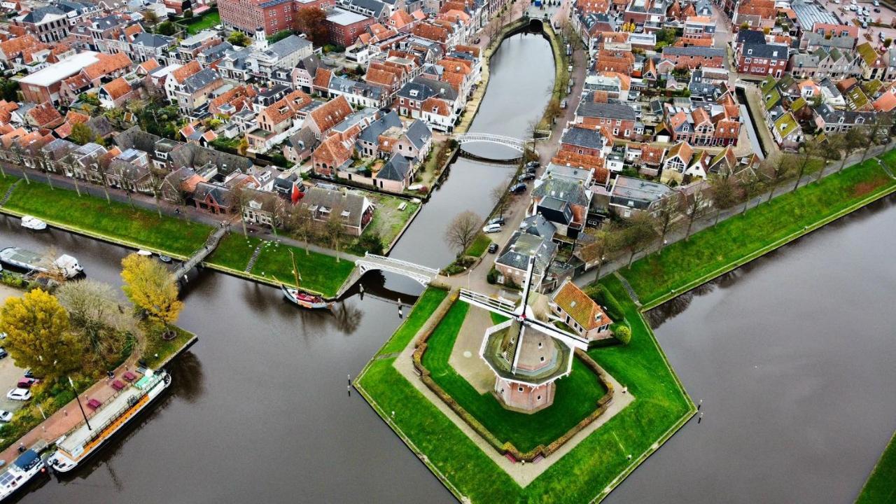 Stadslogement Het Keerpunt Dokkum Bagian luar foto